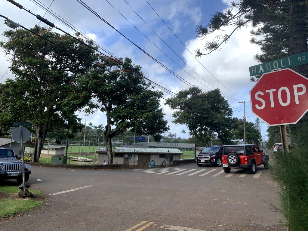Kaihalulu Beach Cross Streets