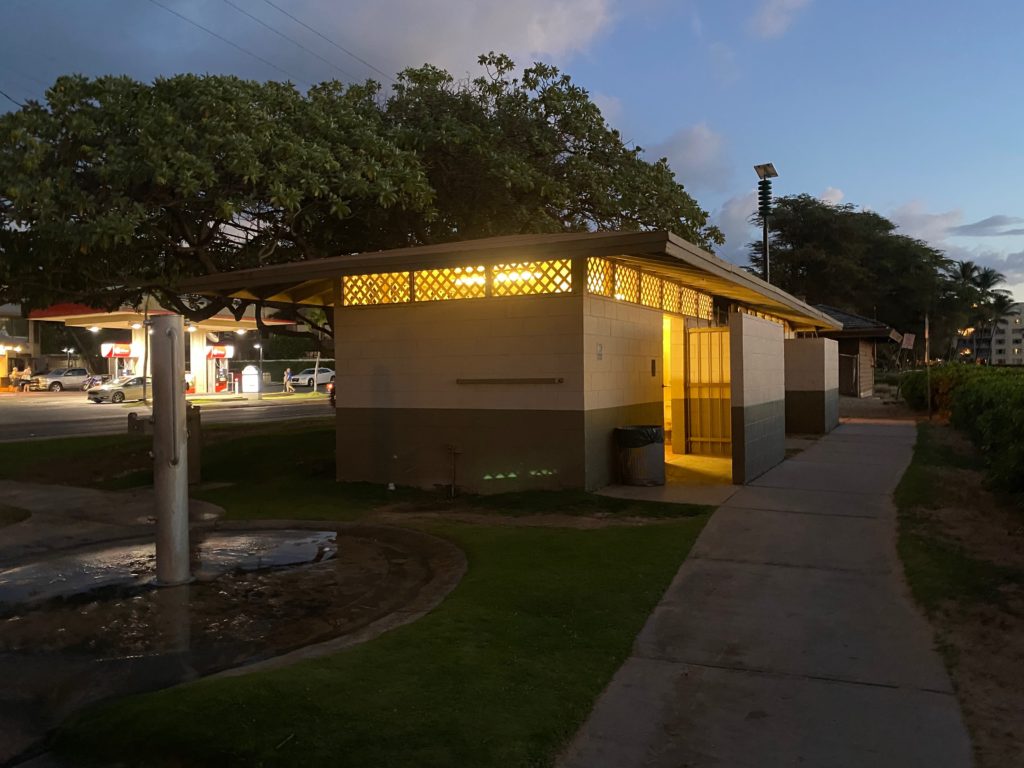 Kamaole I Beach Restrooms and Path