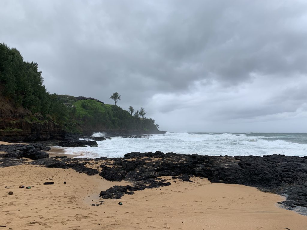 Kauapea_Beach_Lava_Tide_Pools