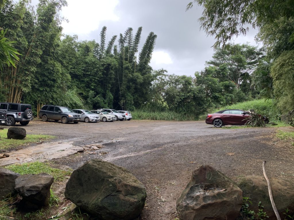 Kauapea_Beach_Parking