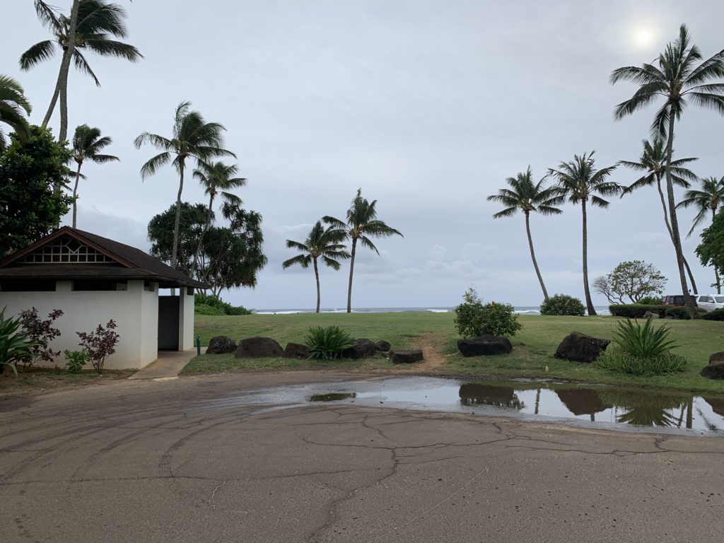 Kiahuna_Beach_Parking_and_Bathrooms