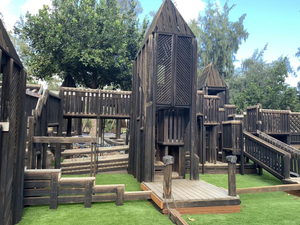Lydgate_Beach_Park_Playground_View